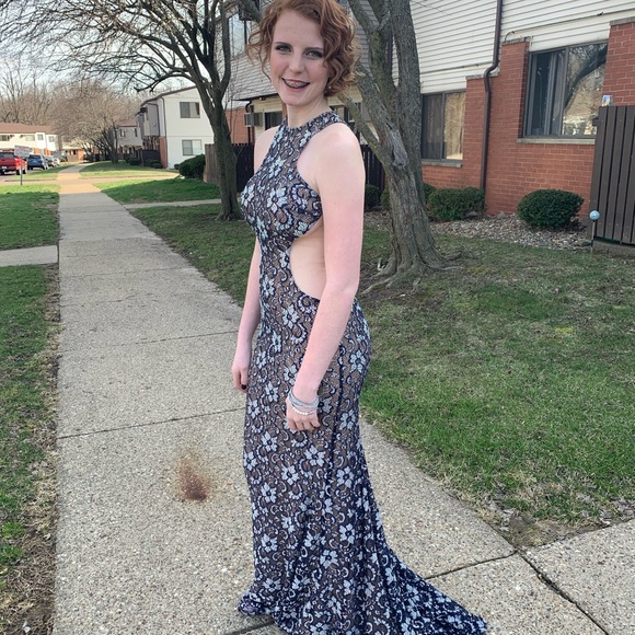 Jovani prom dress - Picture 3 of 8